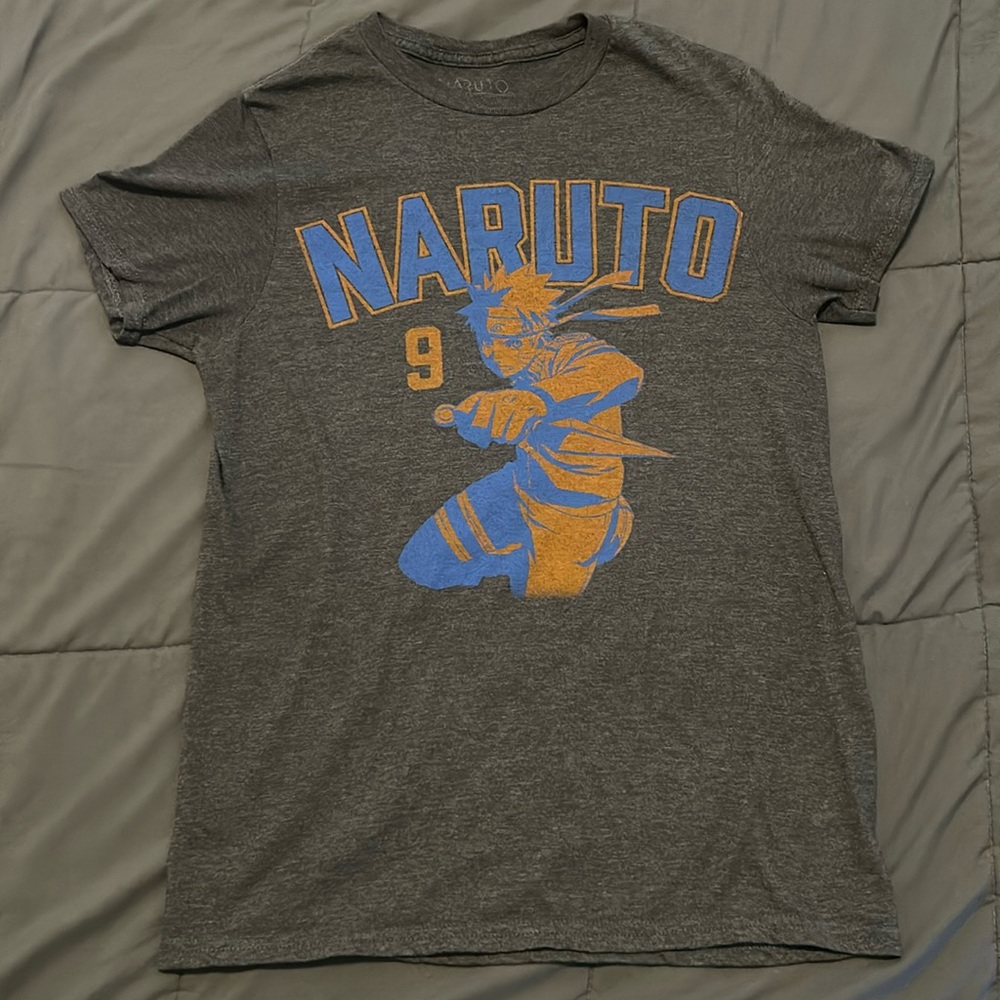 Grey Naruto shippuden collection t shirt, size: Men’s small